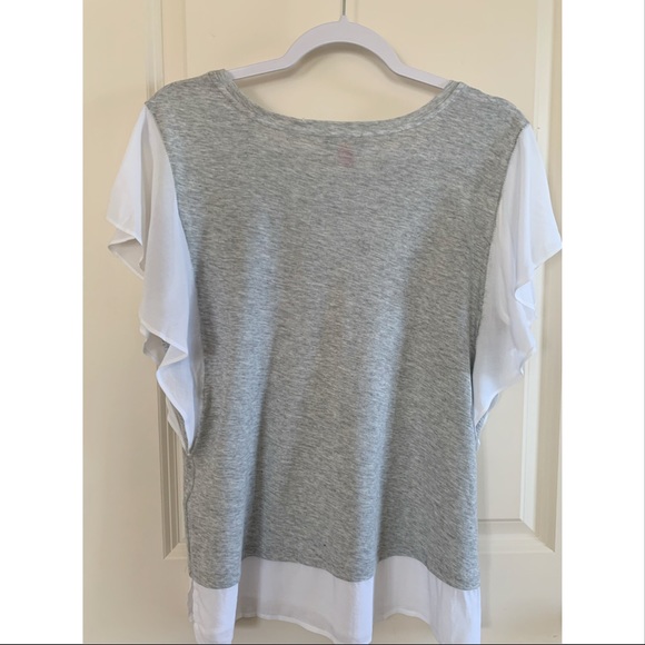 Vince Camuto Mixed Media Flutter Sleeve Top, Gray and White, Medium - Picture 2 of 7
